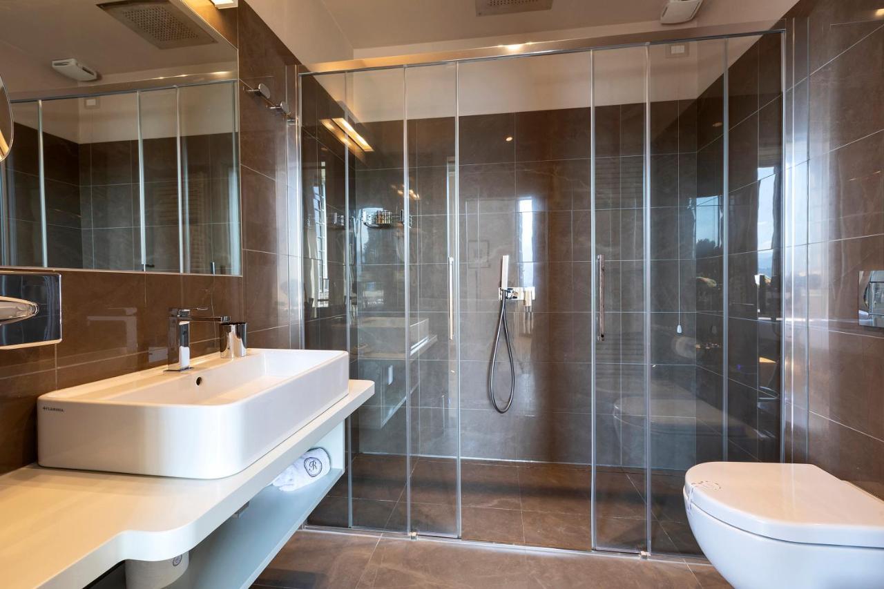 Prestige Double Room Lake View